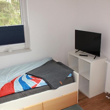 Fewo Im Lehm-Fachwerkhaus Erfurt Mit 3 Einzelnen Schlafzimmern Je Mit Tv Exterior foto